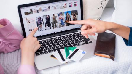 电商行业差评处理指南:从监测到转化的全流程优化 电商行业差评处理指南:从监测到转化的全流程优化